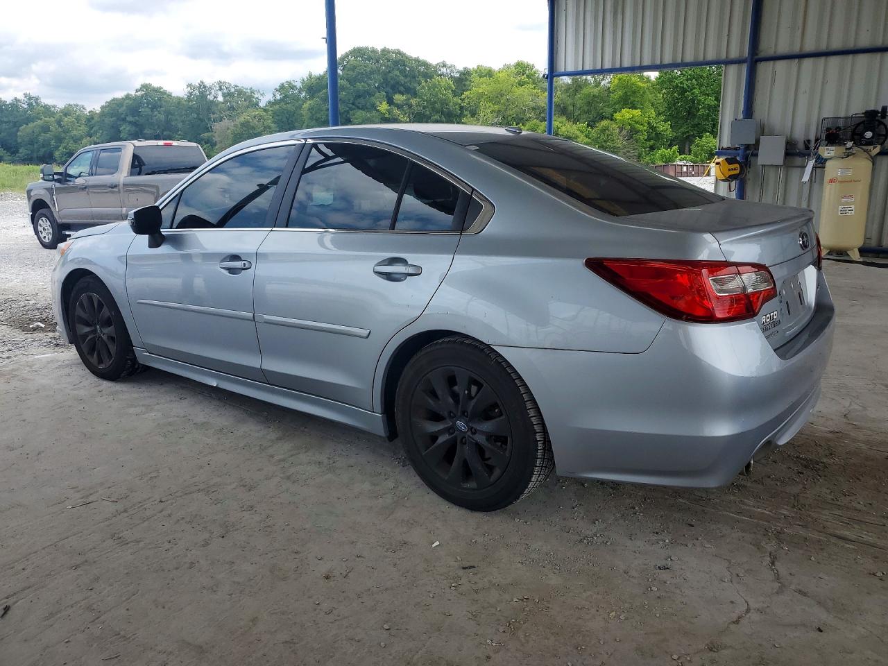 2015 SUBARU LEGACY