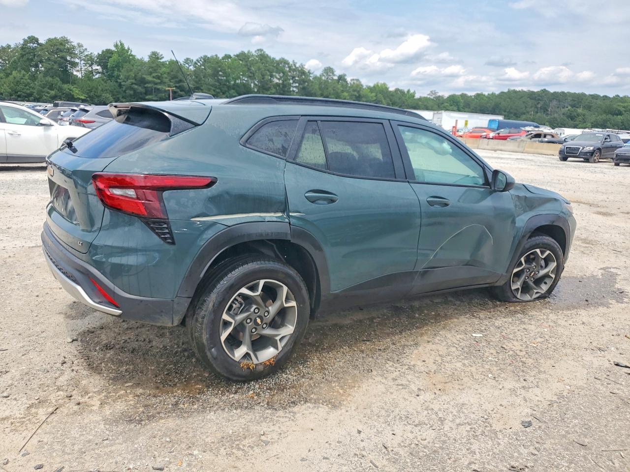 2025 CHEVROLET TRAX