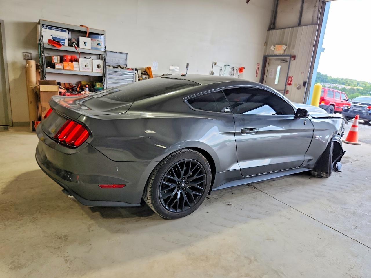 2017 FORD MUSTANG