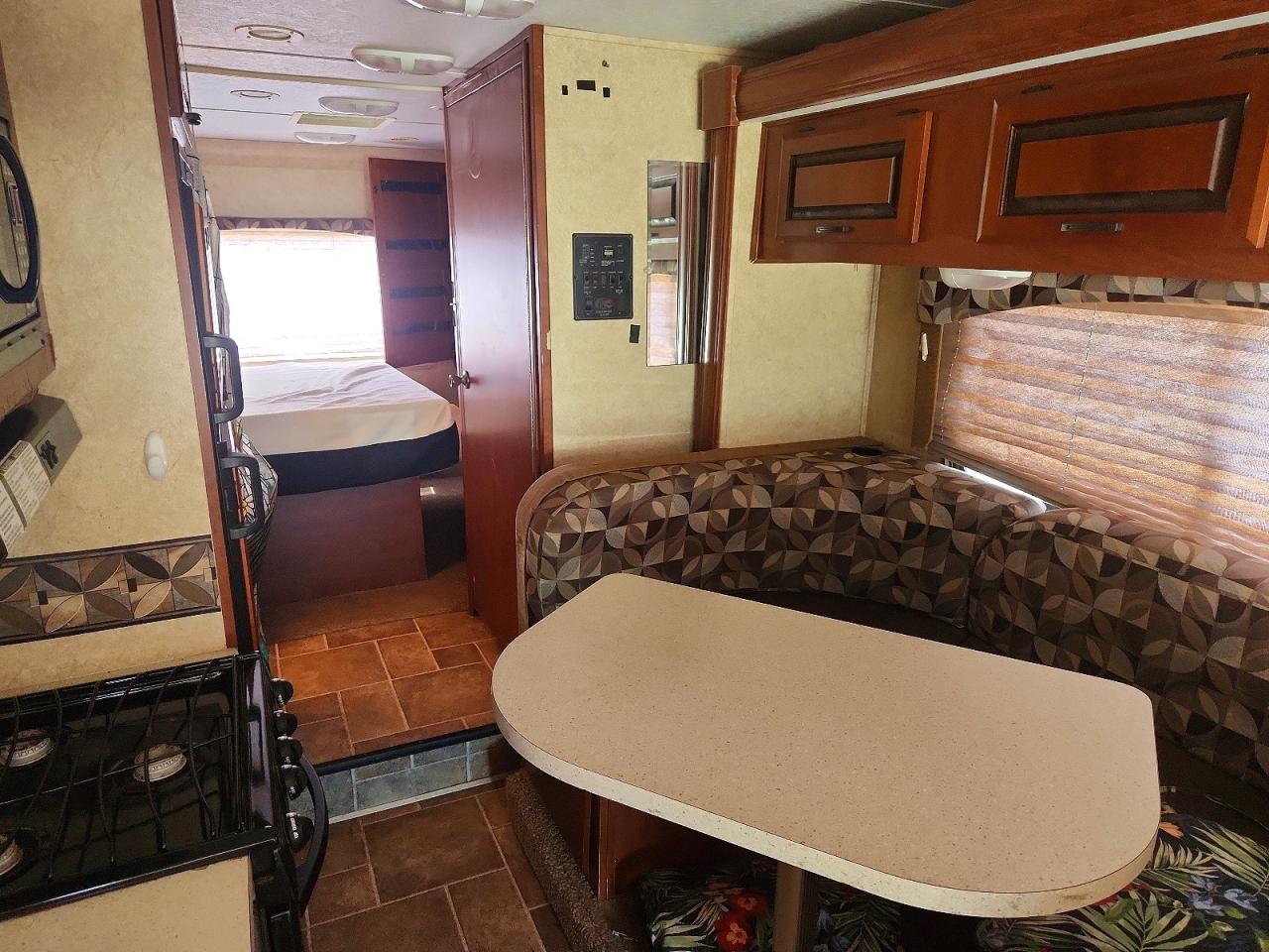 2011 FORD ECONOLINE