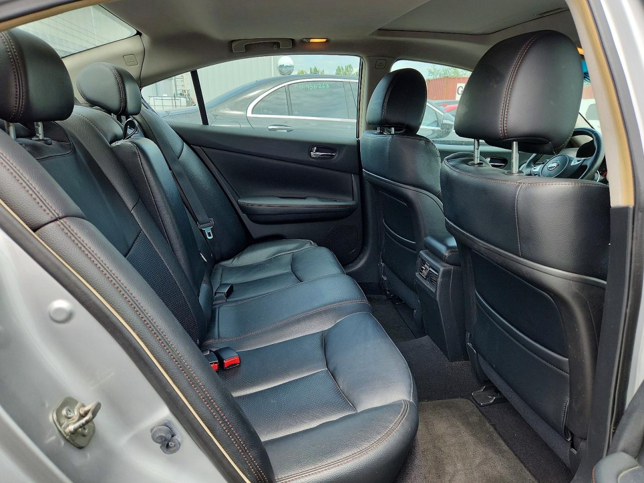 2014 NISSAN MAXIMA