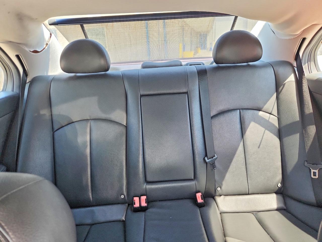 2006 MERCEDES-BENZ E-CLASS