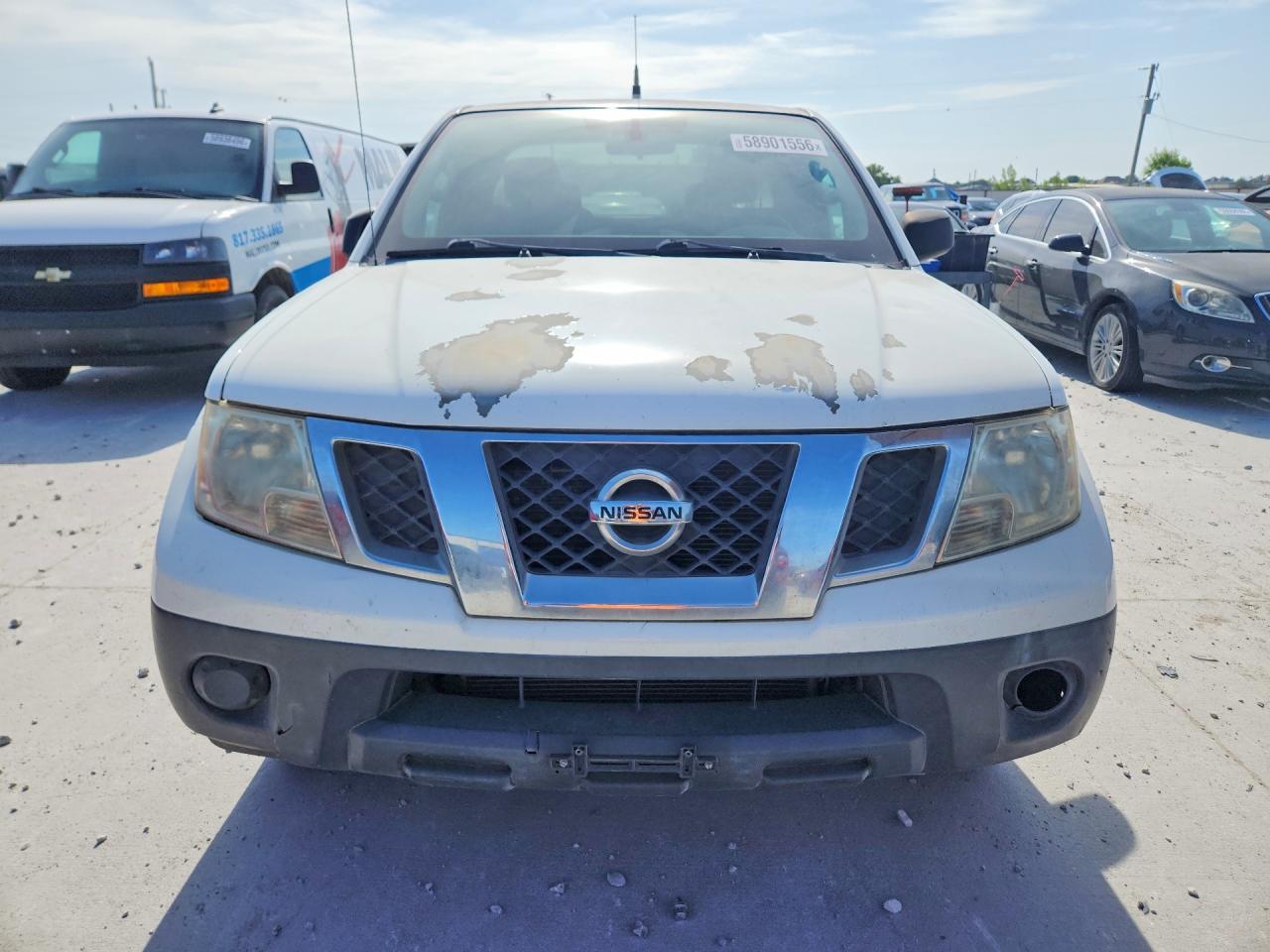 2015 NISSAN FRONTIER