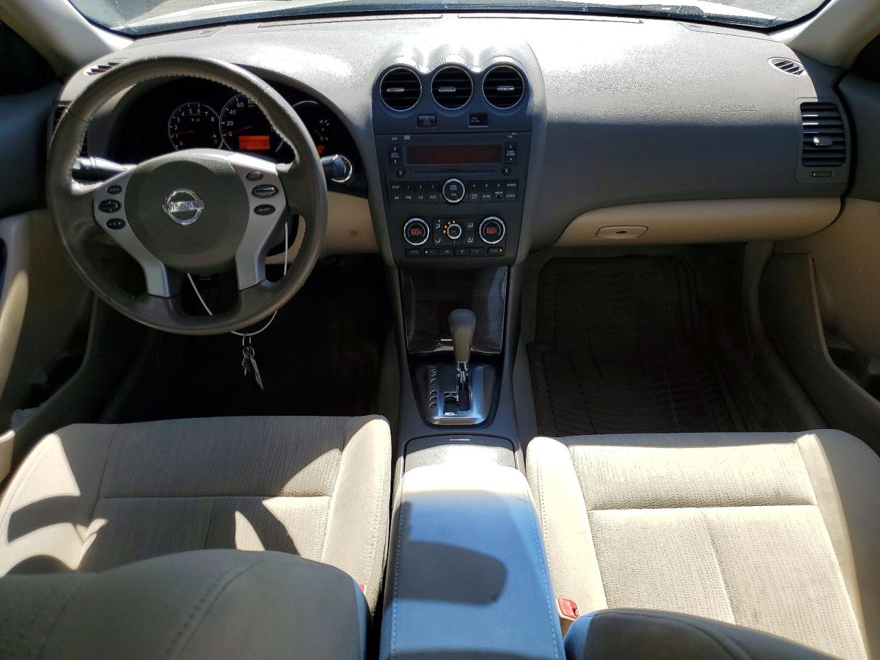 2010 NISSAN ALTIMA