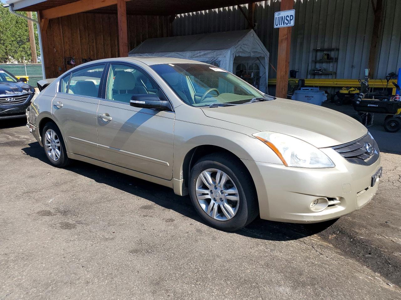 2010 NISSAN ALTIMA