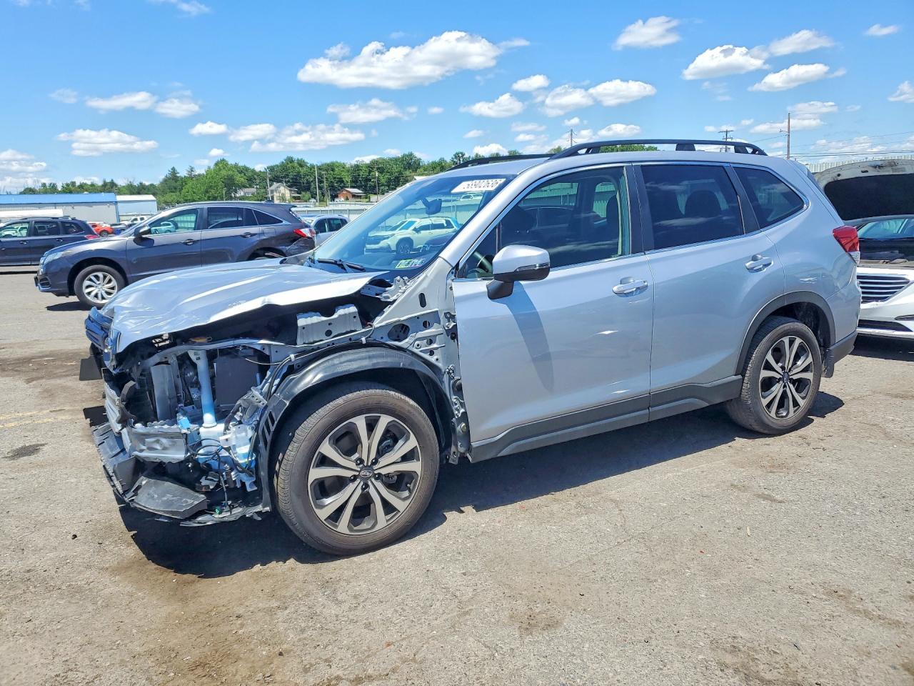 2023 SUBARU FORESTER