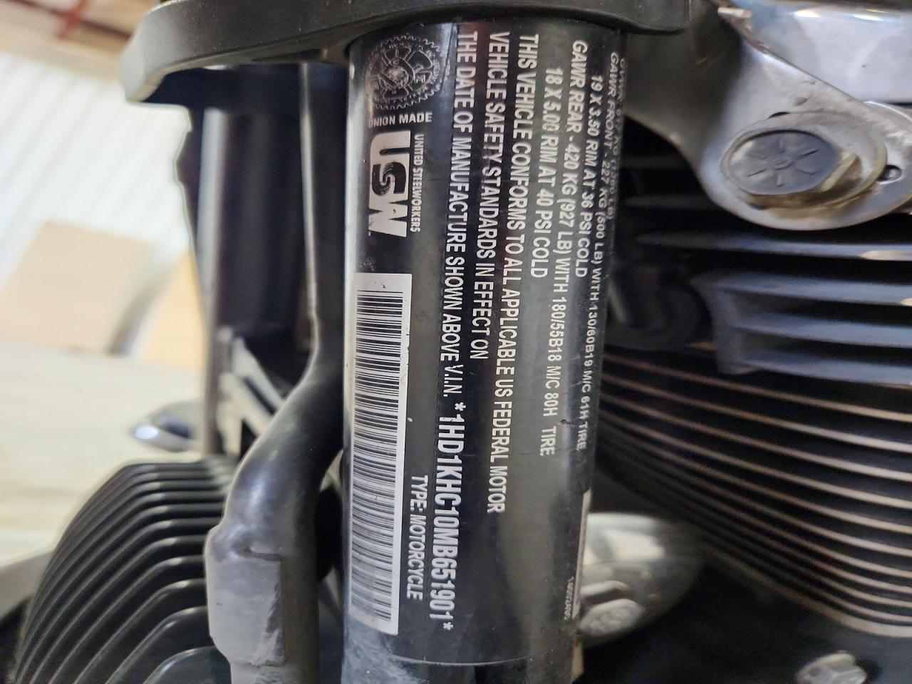 2021 HARLEY-DAVIDSON FL