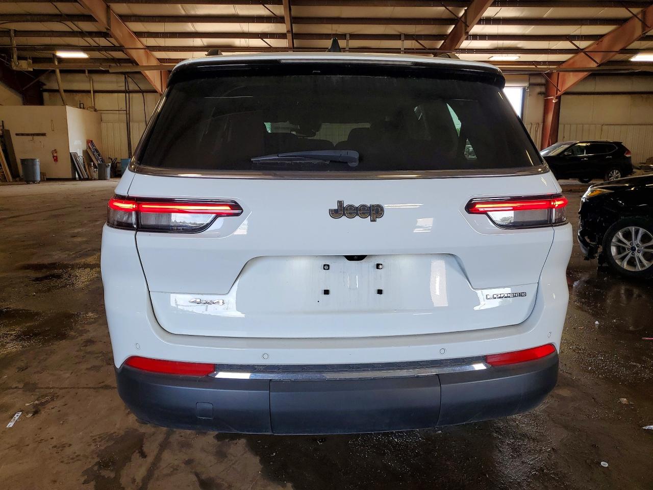 2023 JEEP CHEROKEE