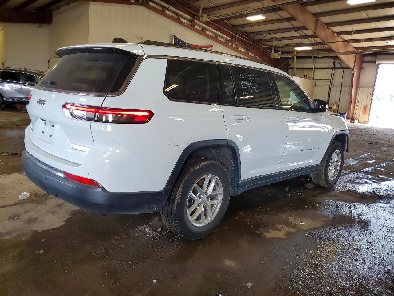 2023 JEEP CHEROKEE
