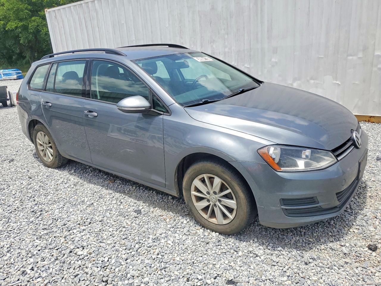 2016 VOLKSWAGEN GOLF