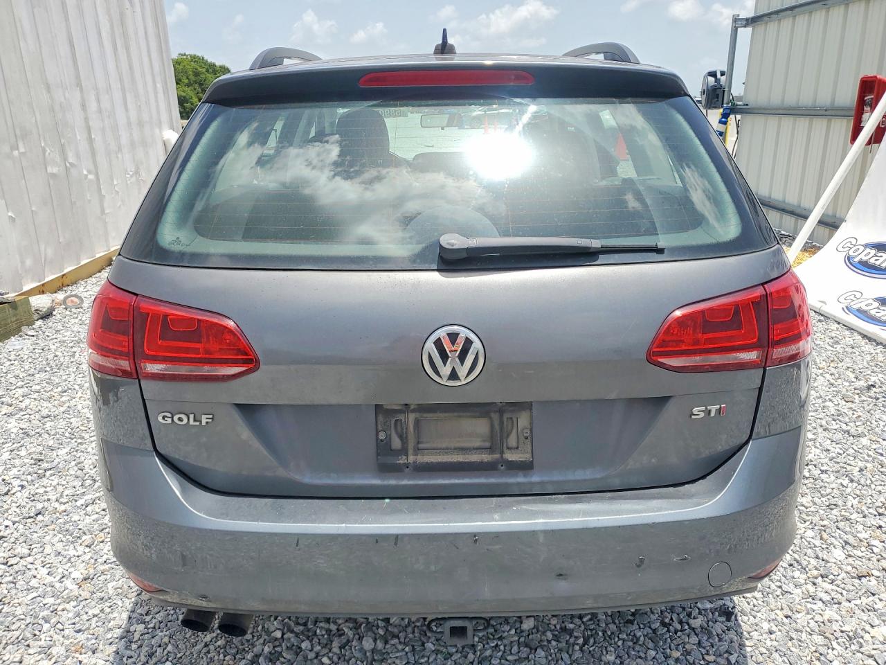 2016 VOLKSWAGEN GOLF