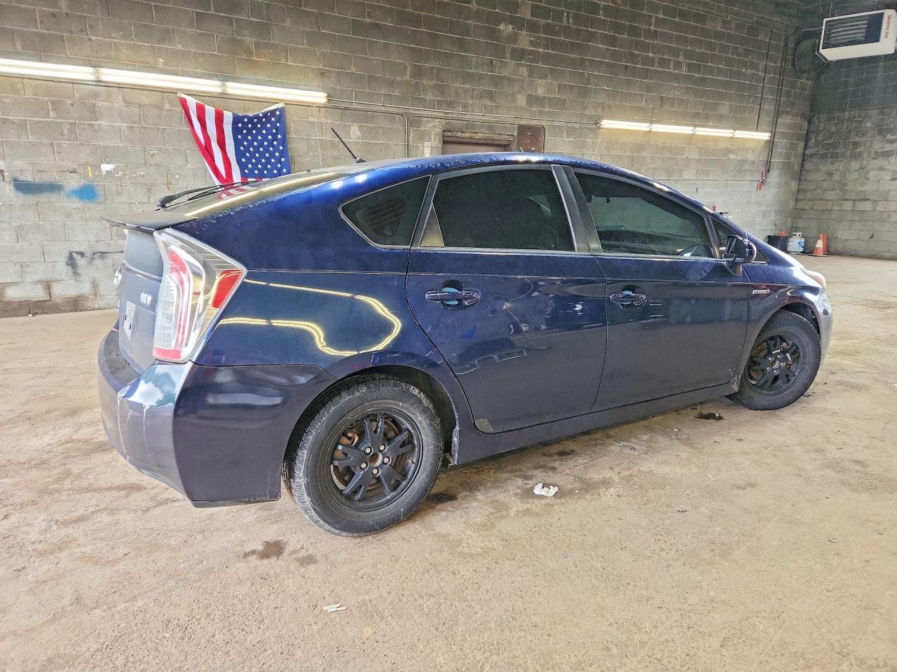 2014 TOYOTA PRIUS