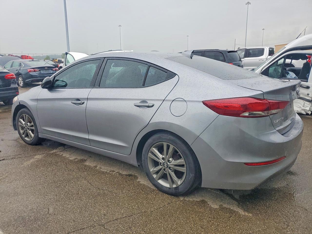 2017 HYUNDAI ELANTRA