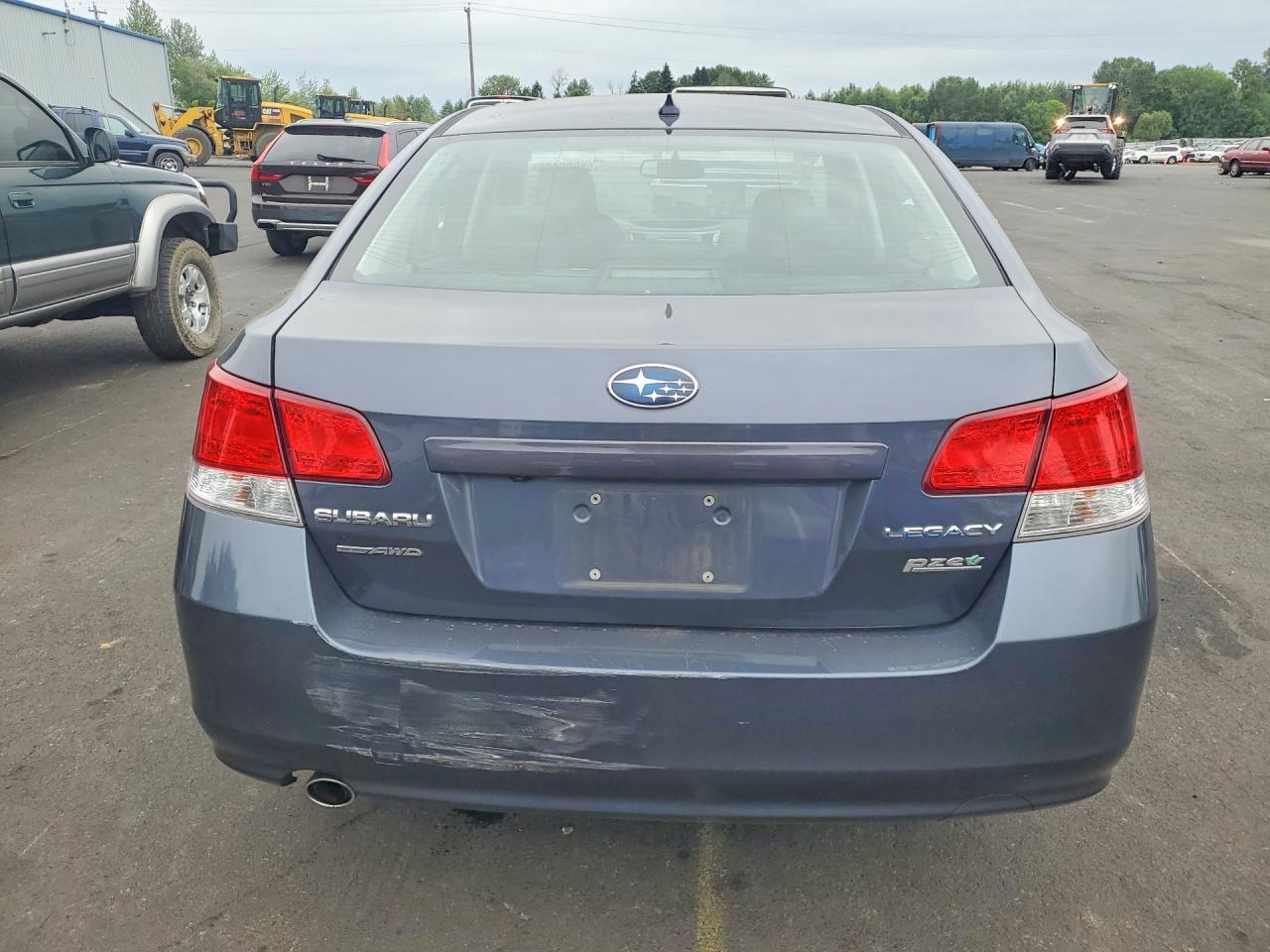 2014 SUBARU LEGACY