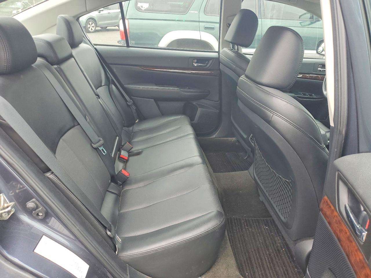 2014 SUBARU LEGACY