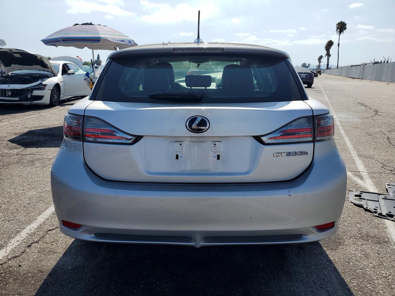 2011 LEXUS CT 200