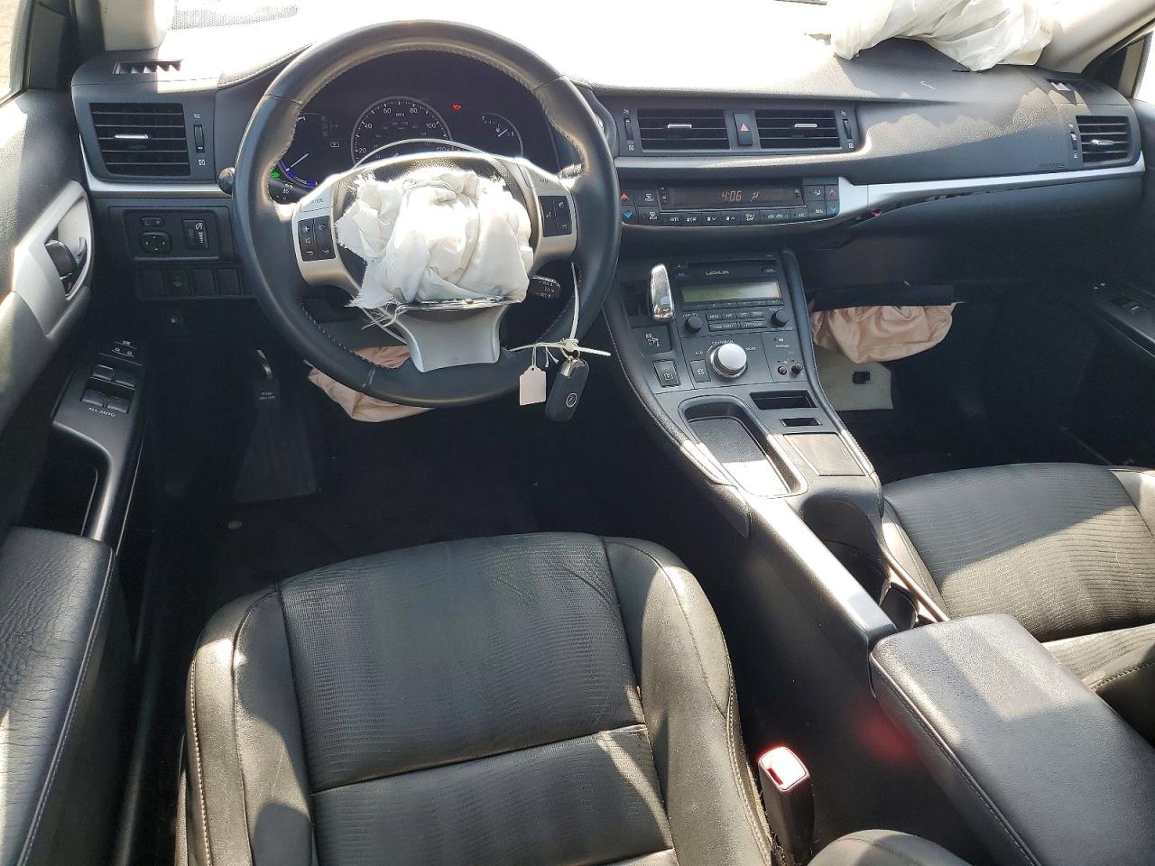 2011 LEXUS CT 200