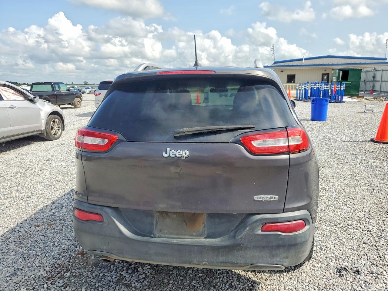 2018 JEEP CHEROKEE
