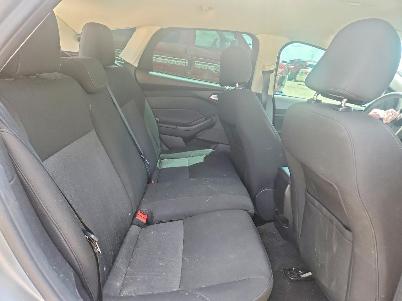 2016 FORD FOCUS