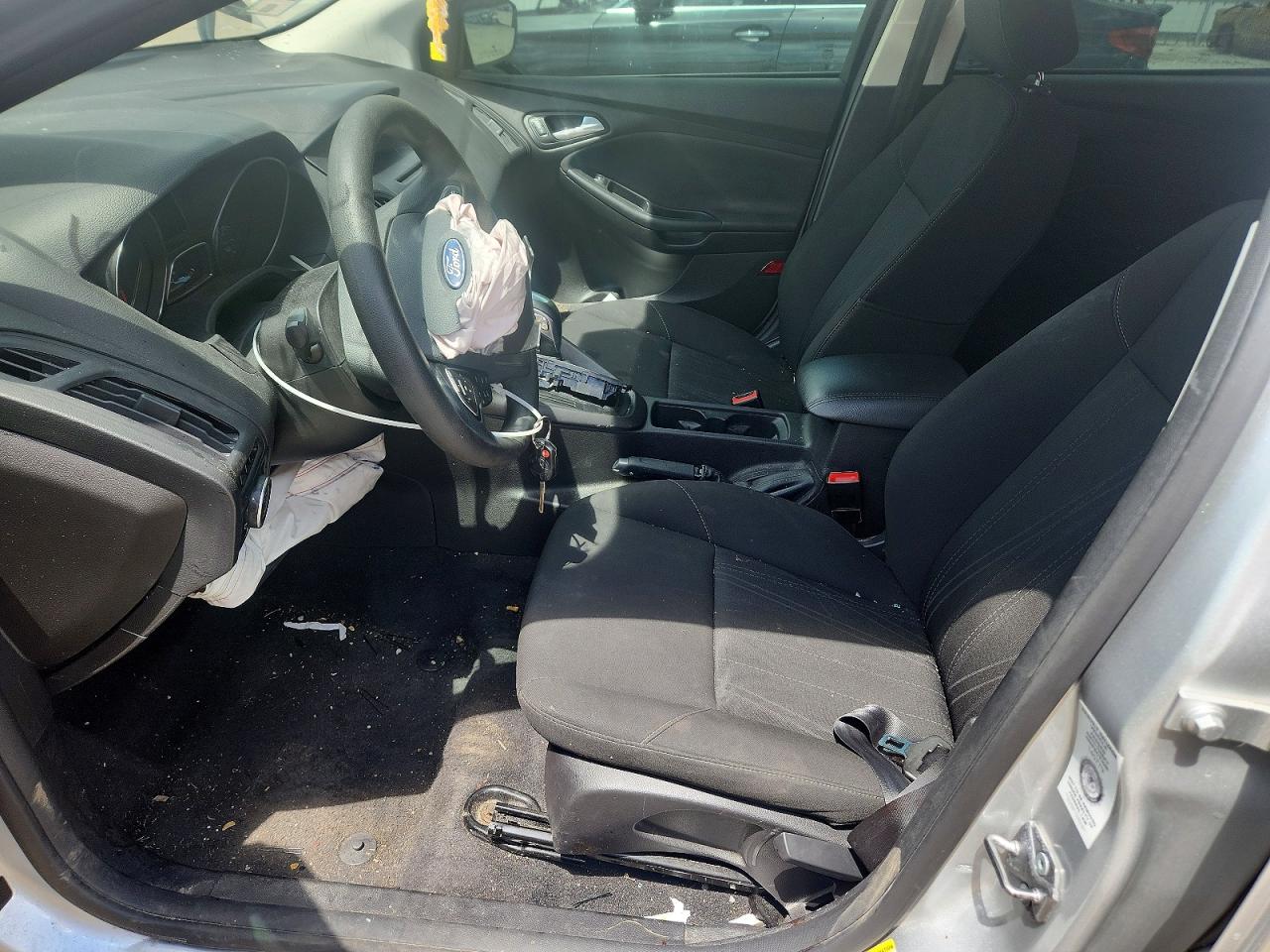 2016 FORD FOCUS