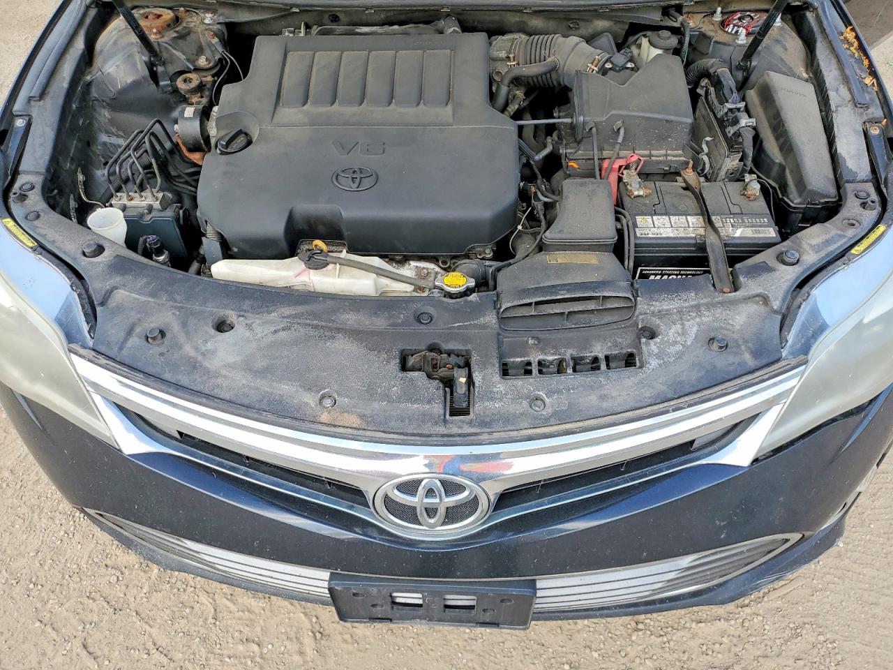 2013 TOYOTA AVALON