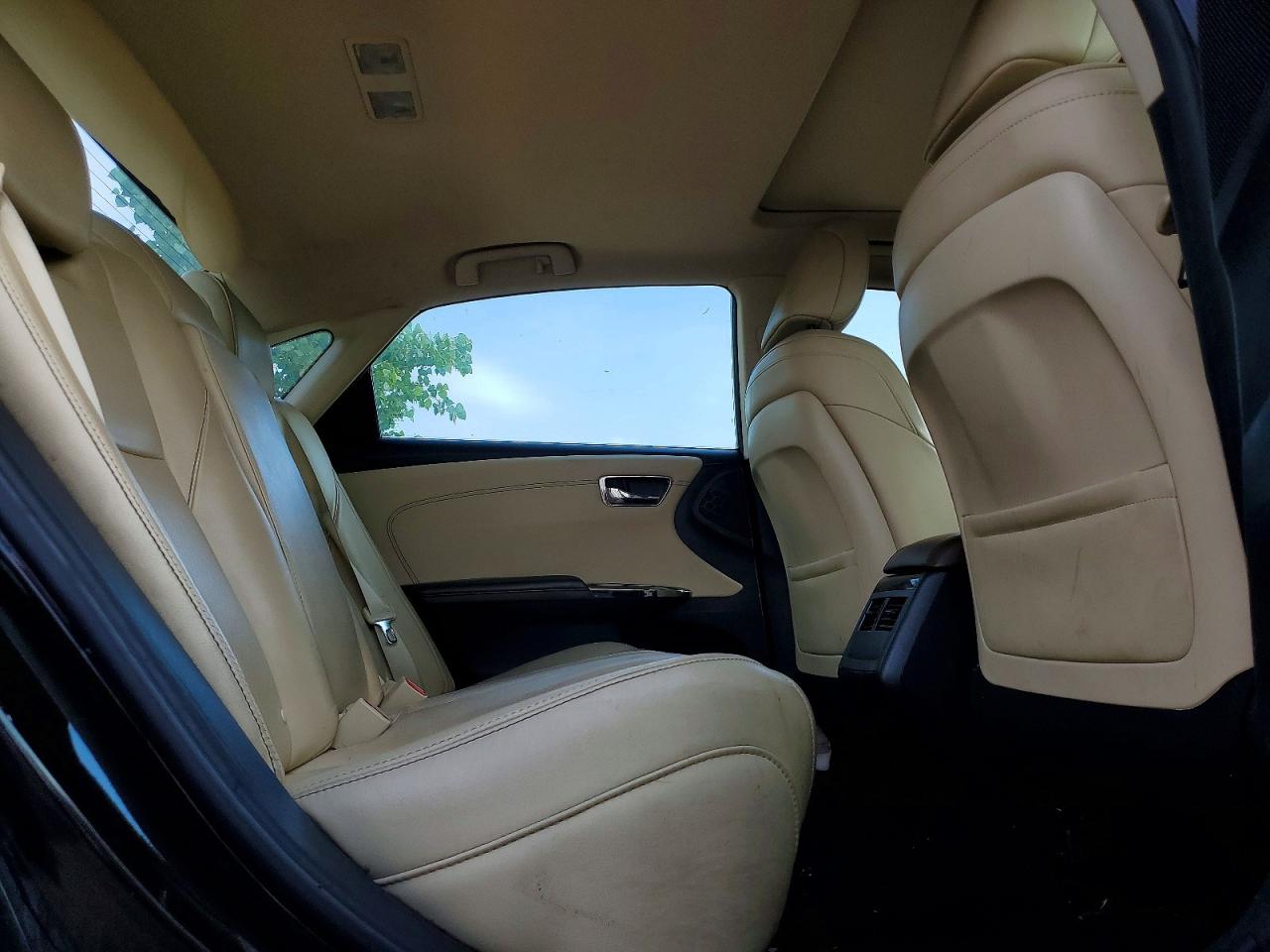 2013 TOYOTA AVALON