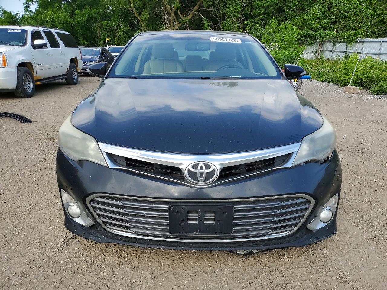 2013 TOYOTA AVALON