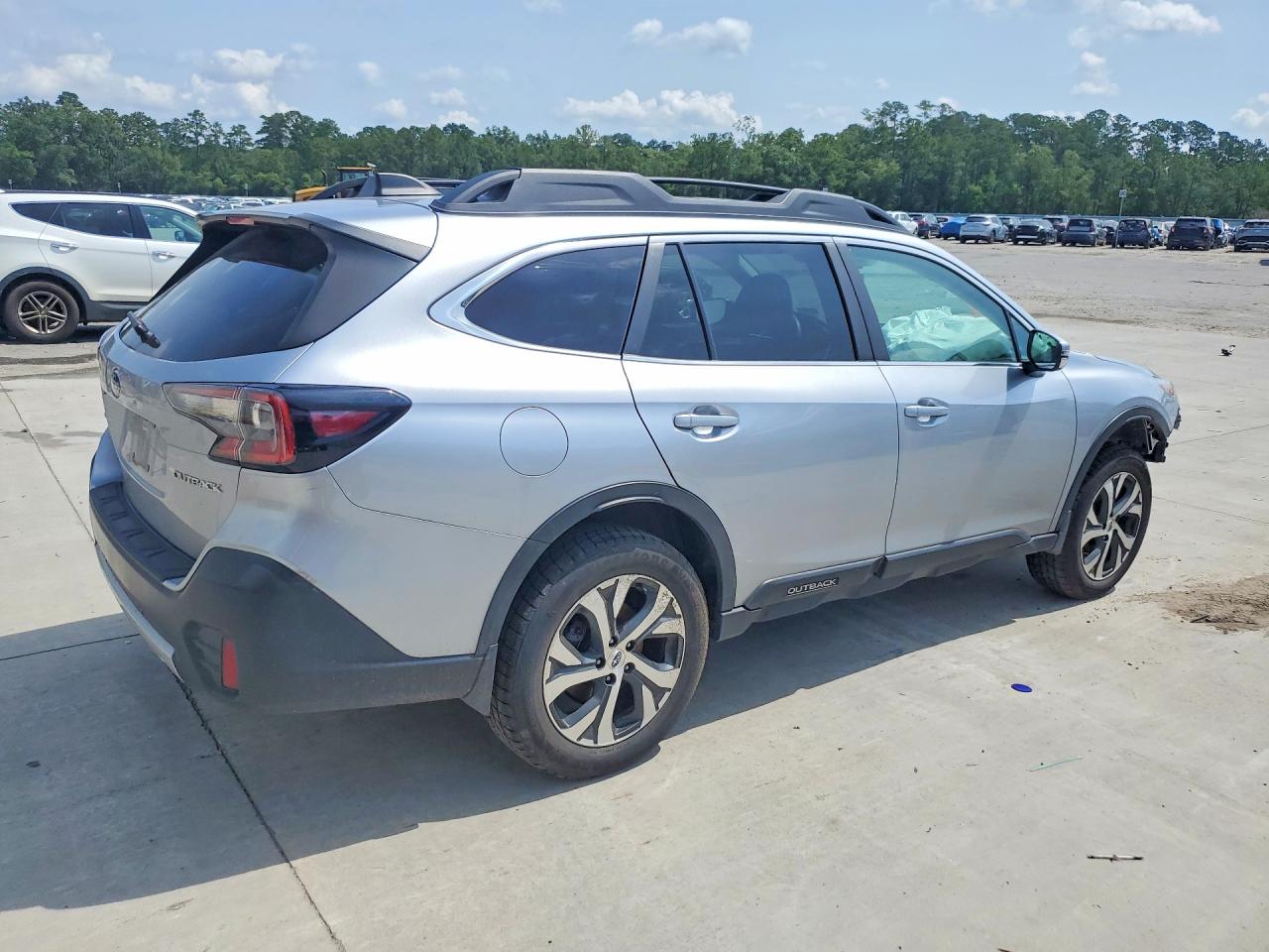 2022 SUBARU OUTBACK