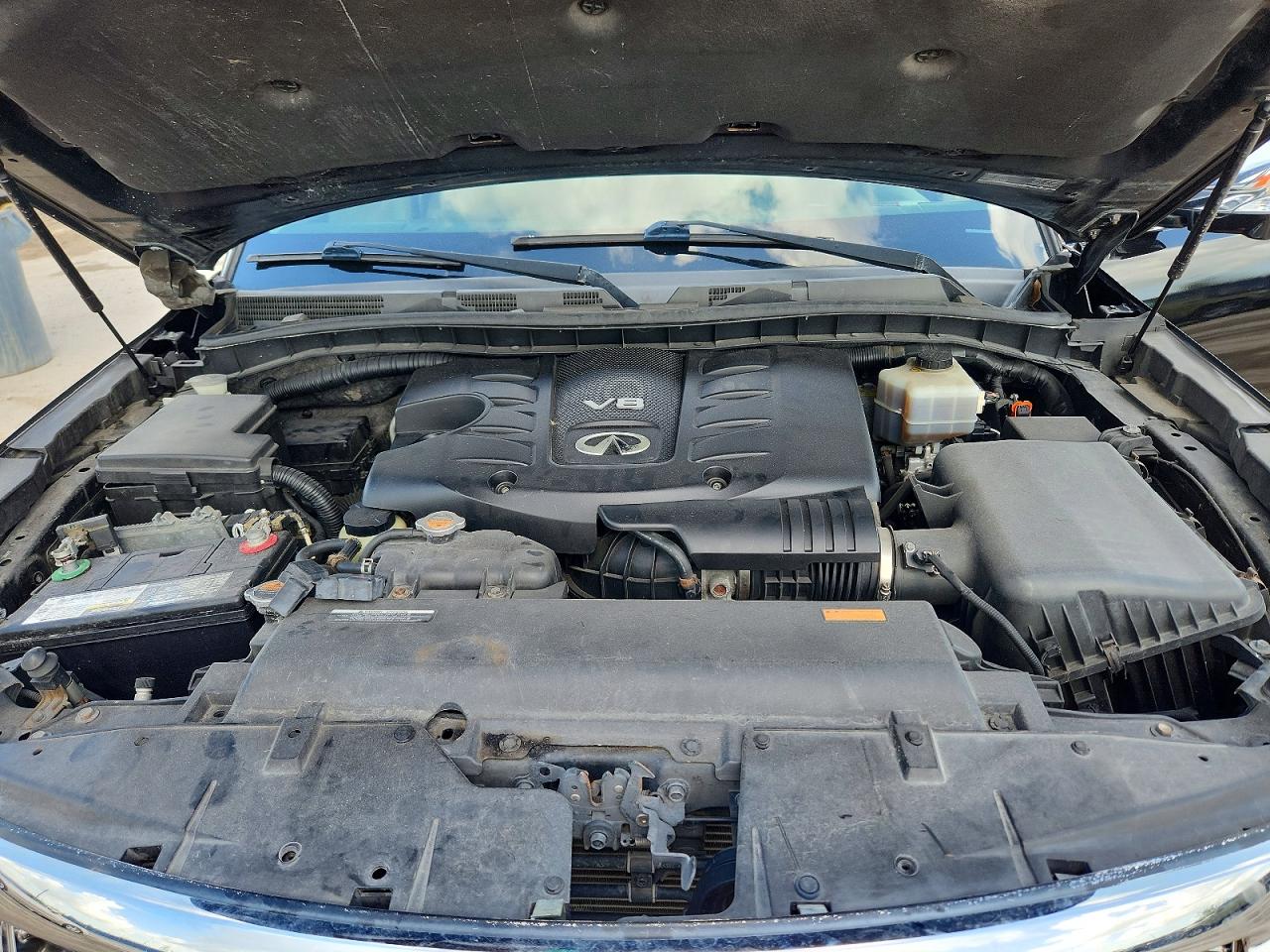 2011 INFINITI QX56 BASE