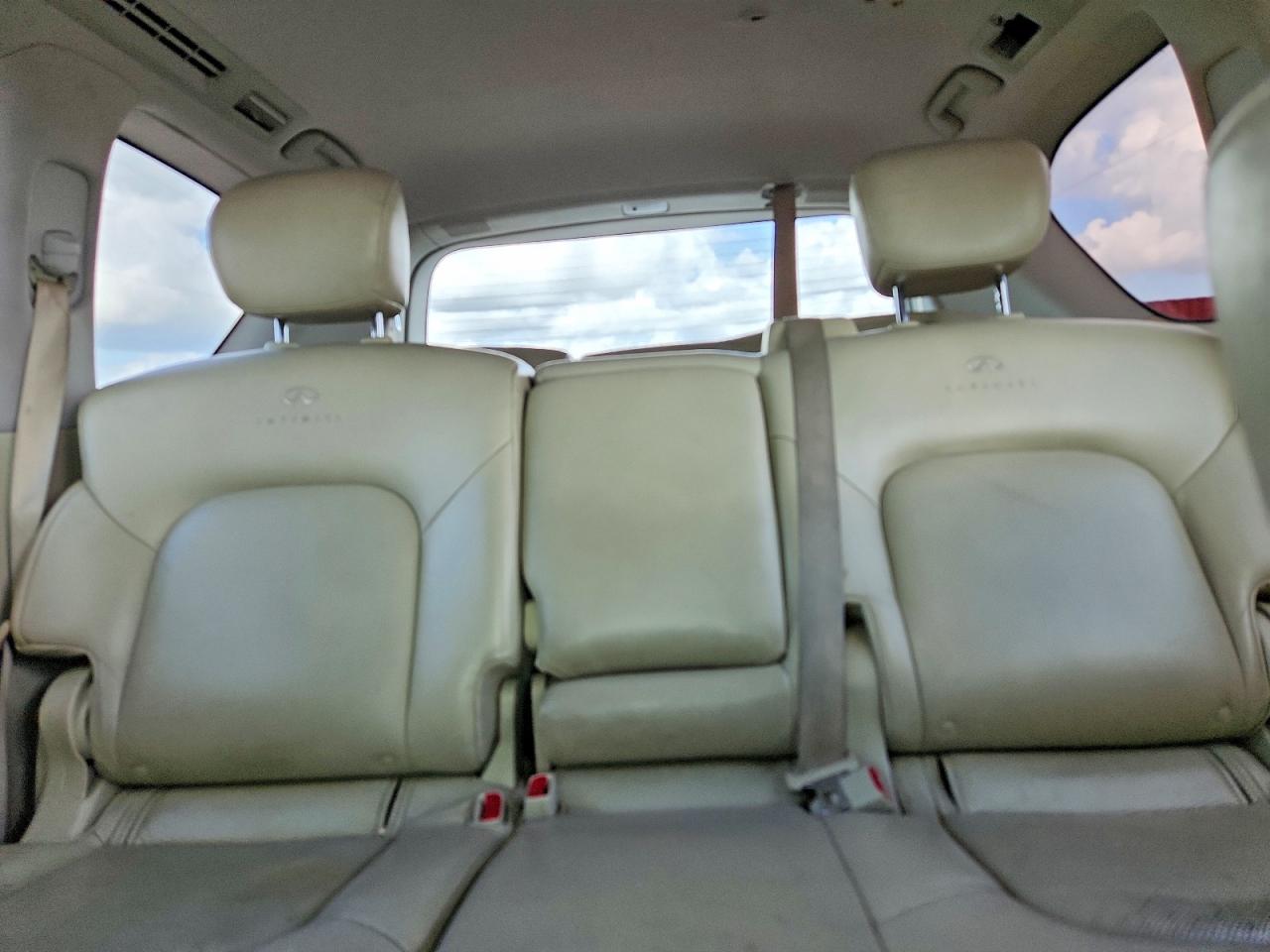 2011 INFINITI QX56 BASE