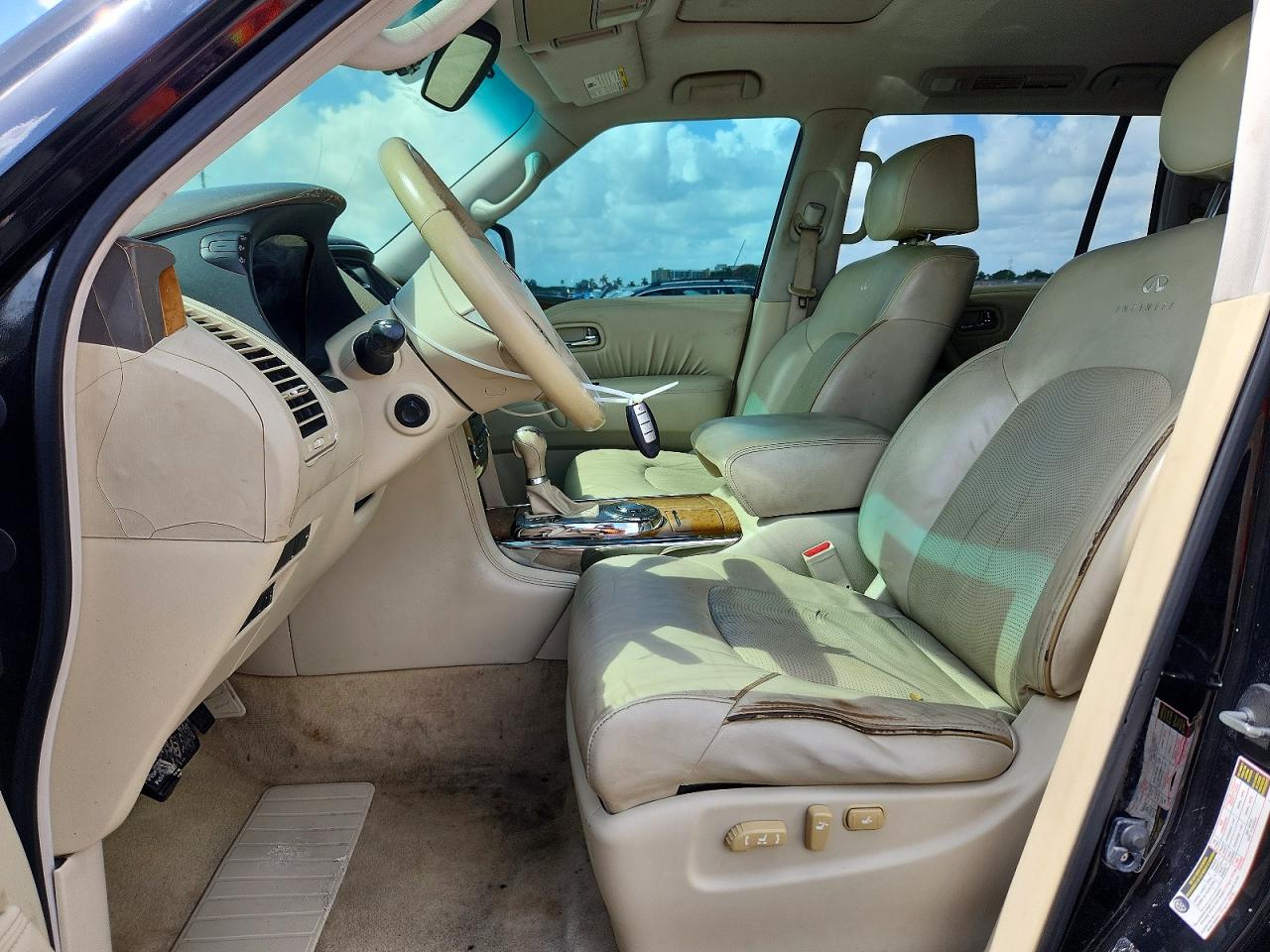 2011 INFINITI QX56 BASE