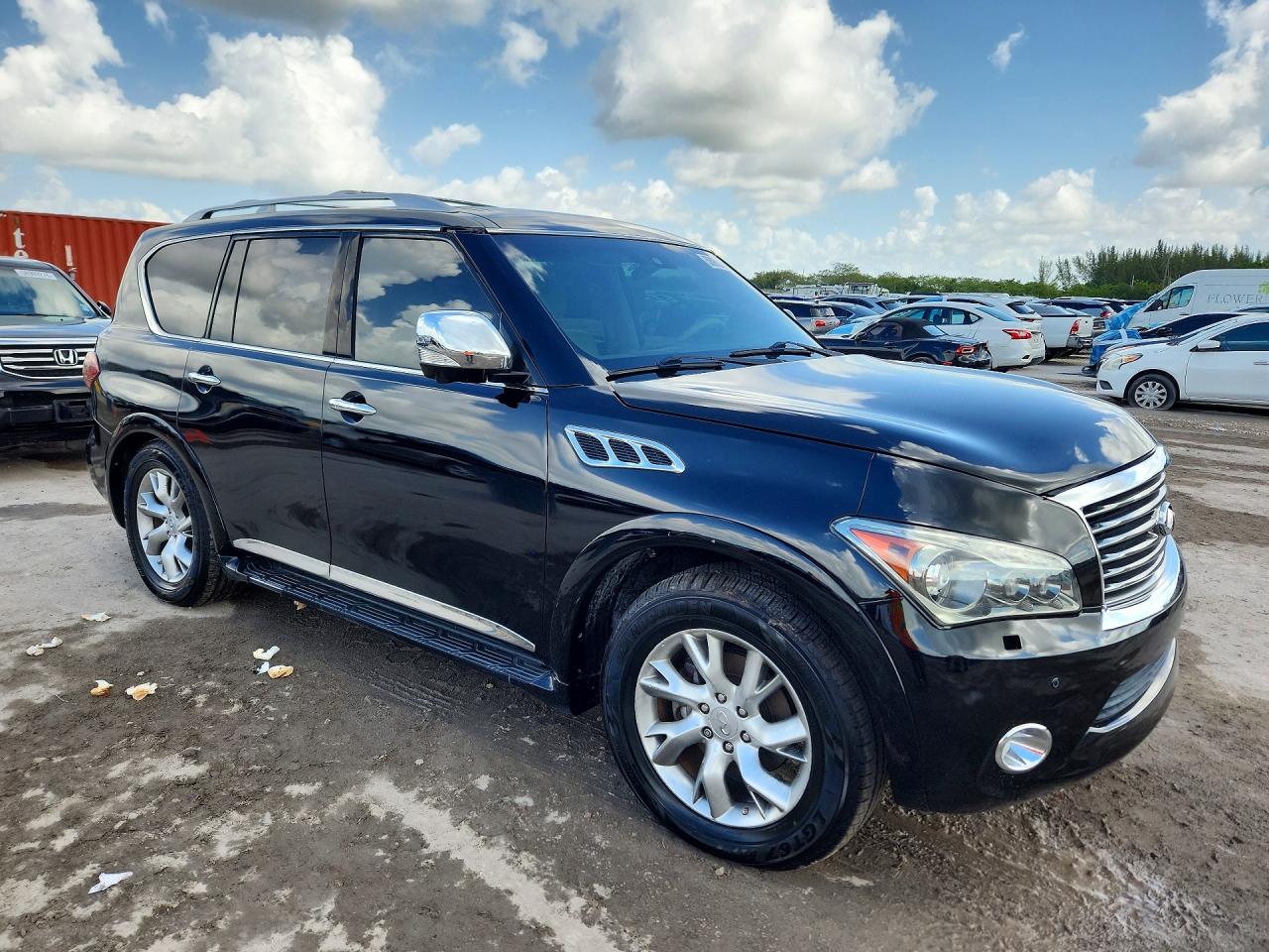 2011 INFINITI QX56 BASE