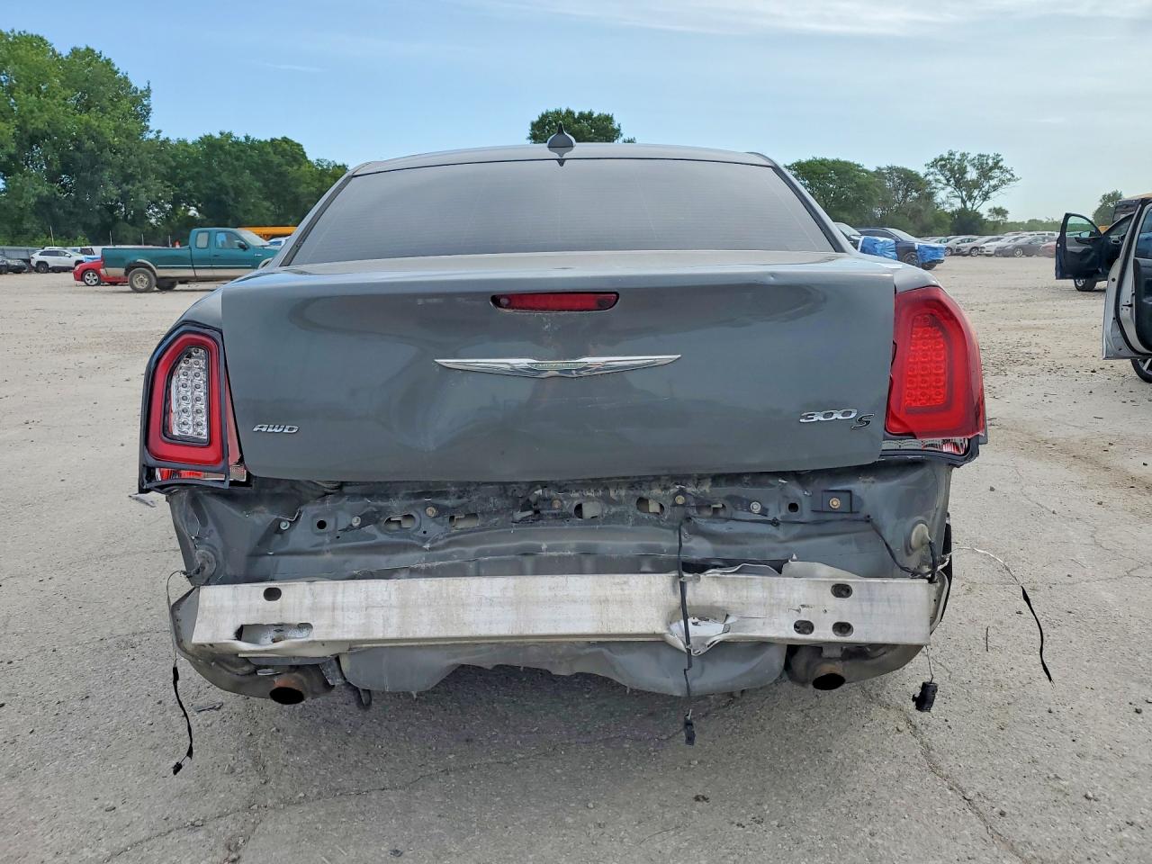 2019 CHRYSLER 300