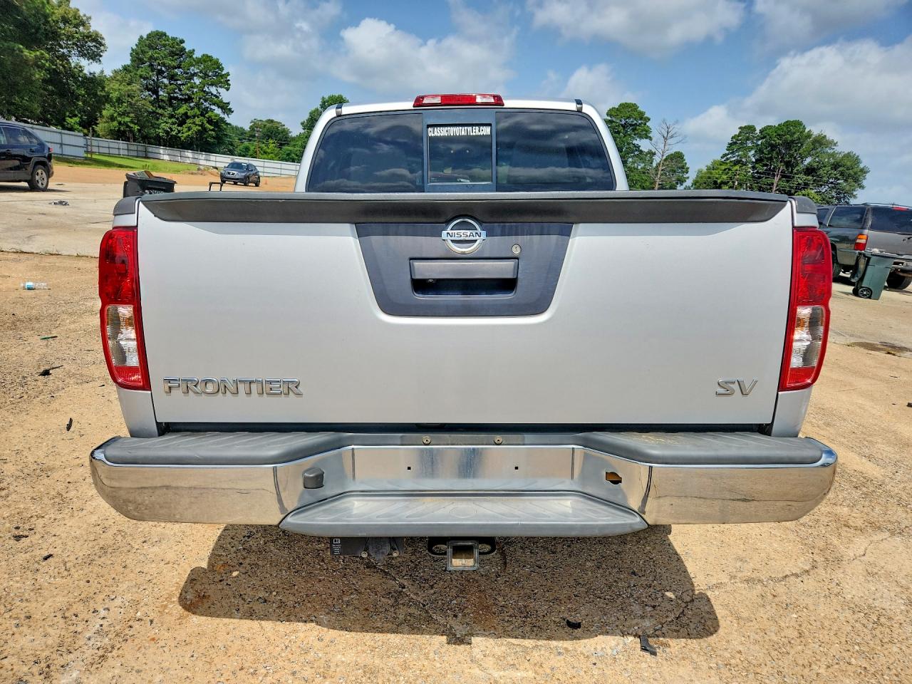 2019 NISSAN FRONTIER