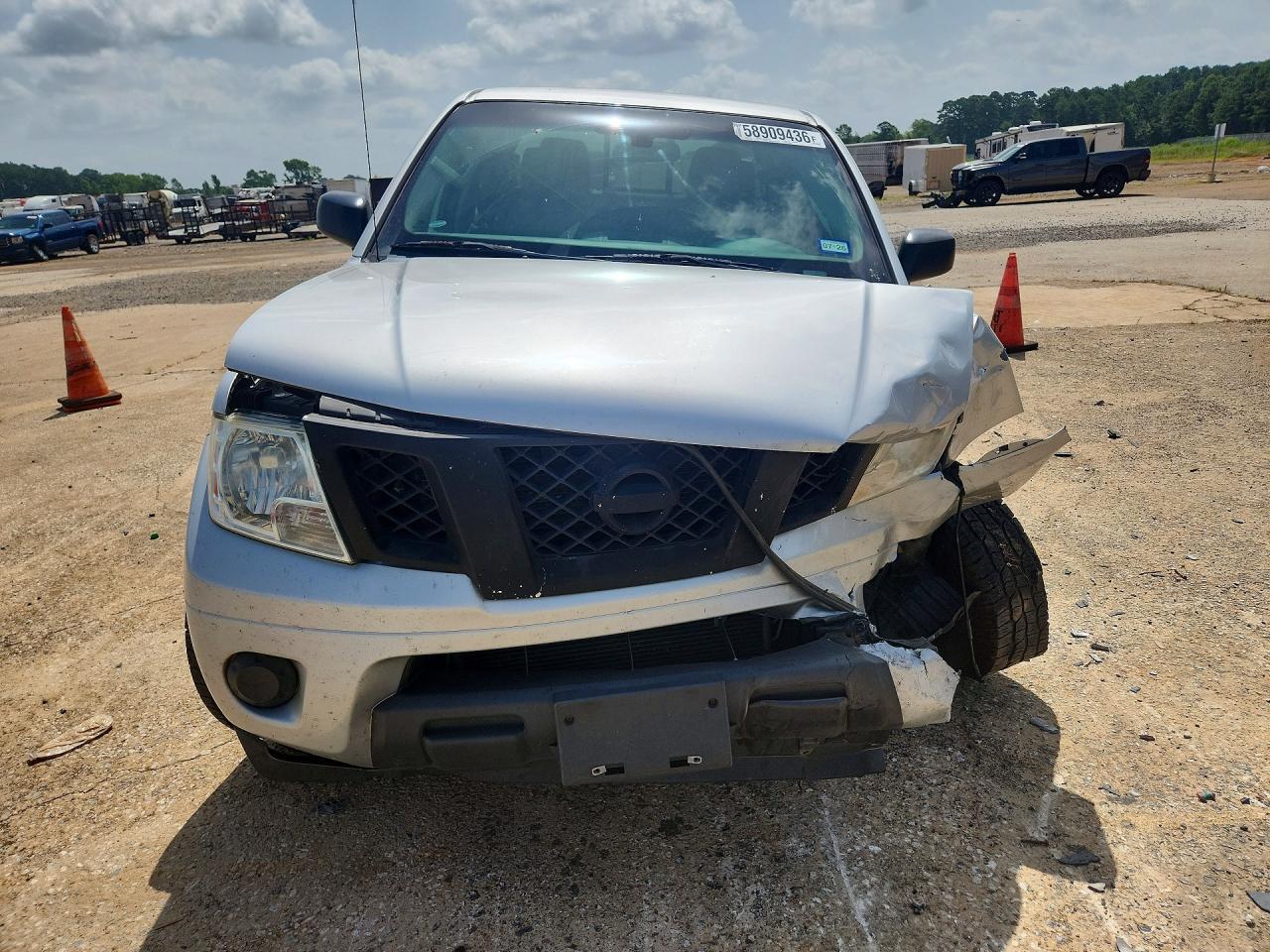 2019 NISSAN FRONTIER