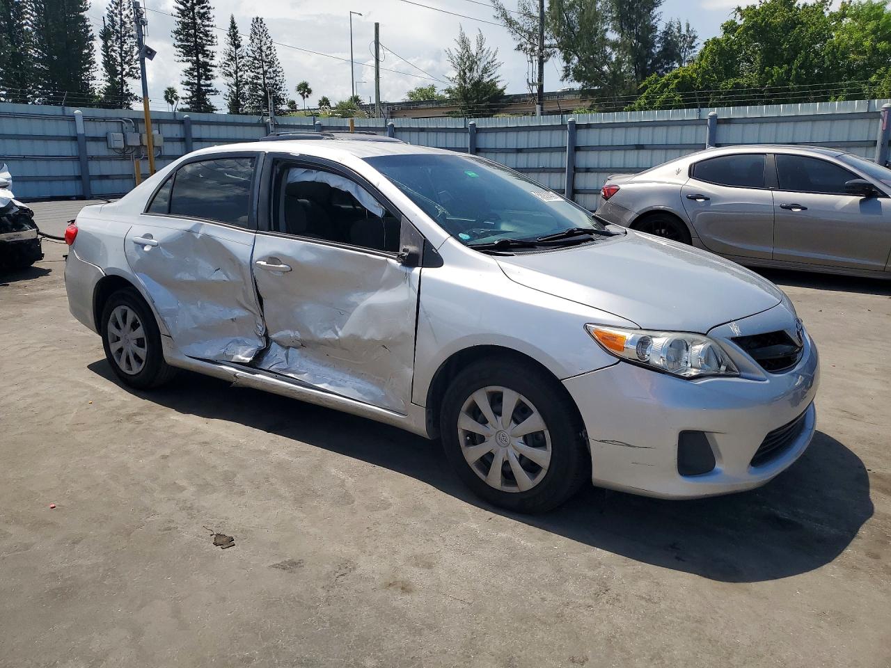 2011 TOYOTA COROLLA