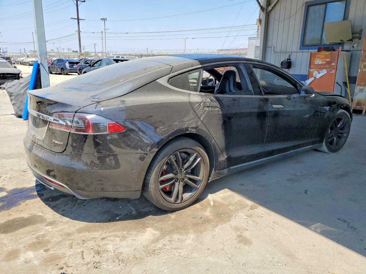 2015 TESLA MODEL S