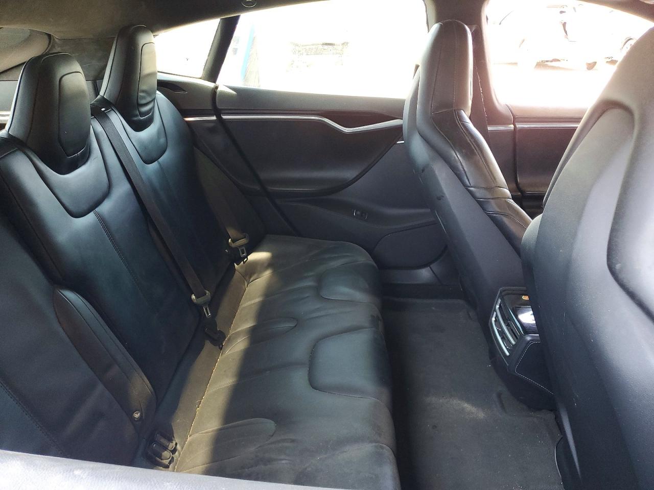 2015 TESLA MODEL S