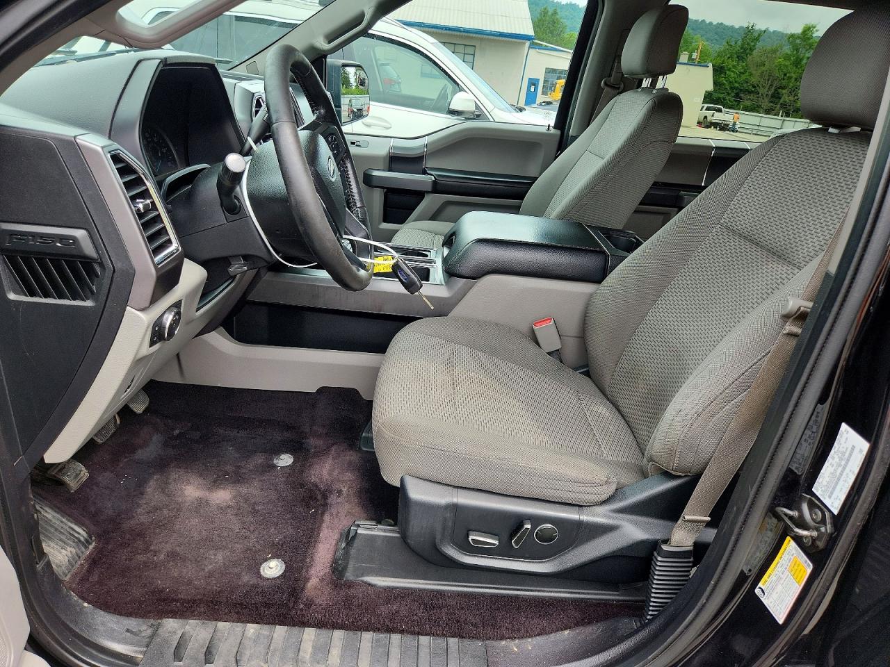 2016 FORD F150