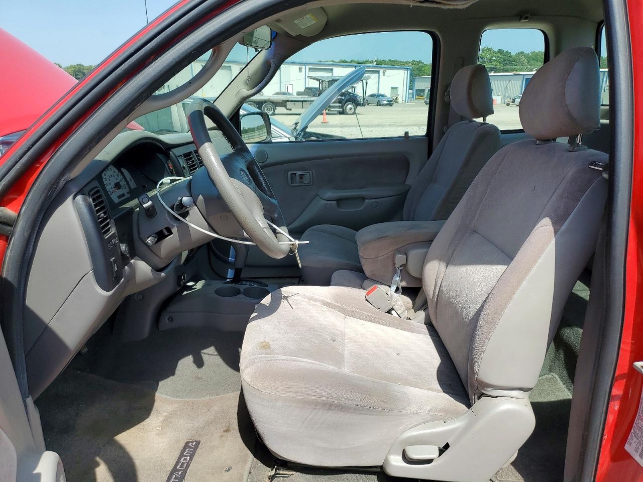 2004 TOYOTA TACOMA