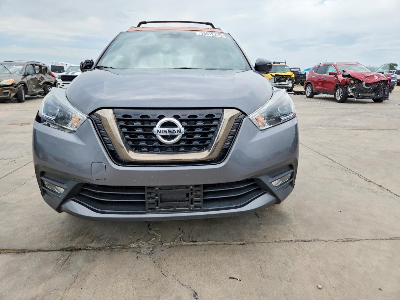 2020 NISSAN KICKS