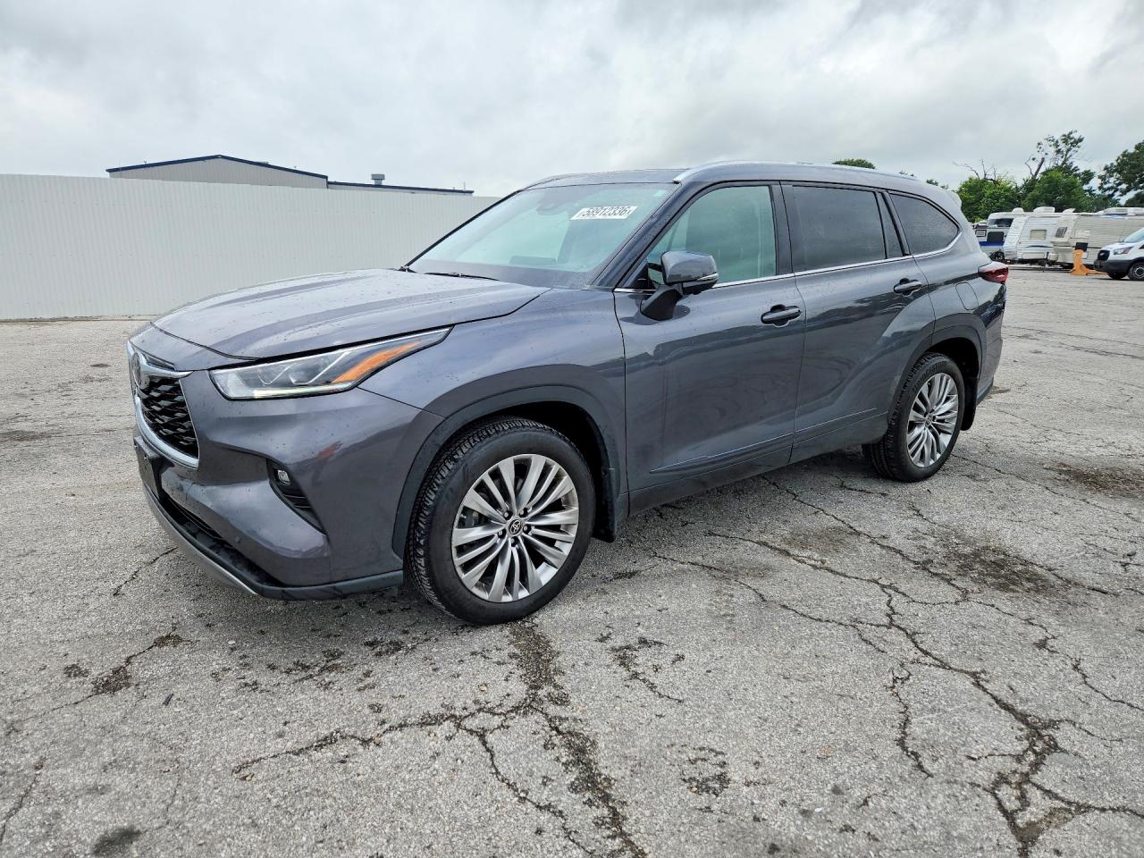 2024 TOYOTA HIGHLANDER