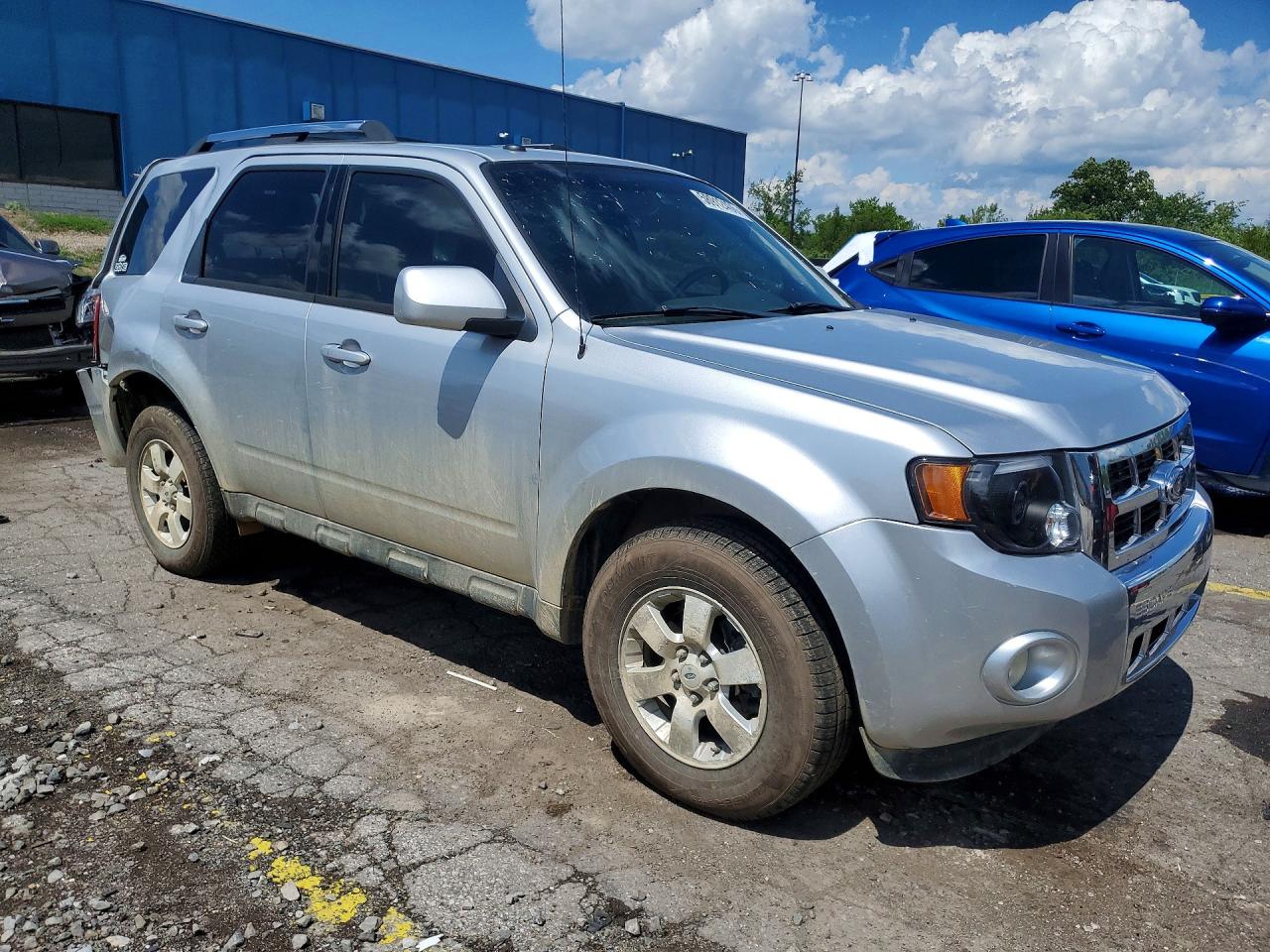 2010 FORD ESCAPE