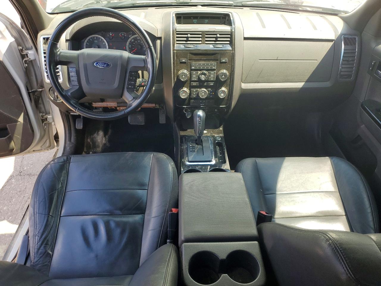 2010 FORD ESCAPE
