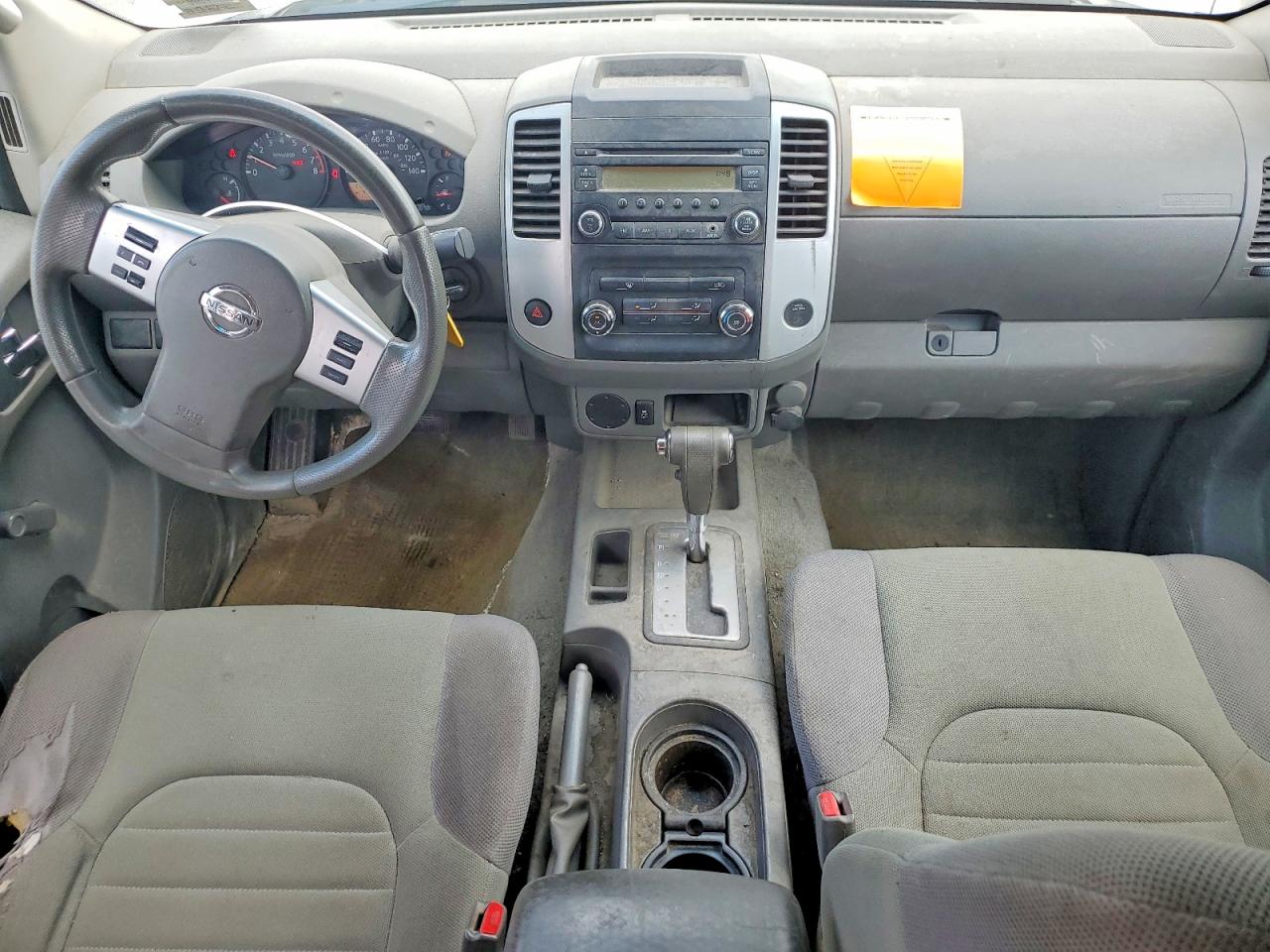 2015 NISSAN FRONTIER