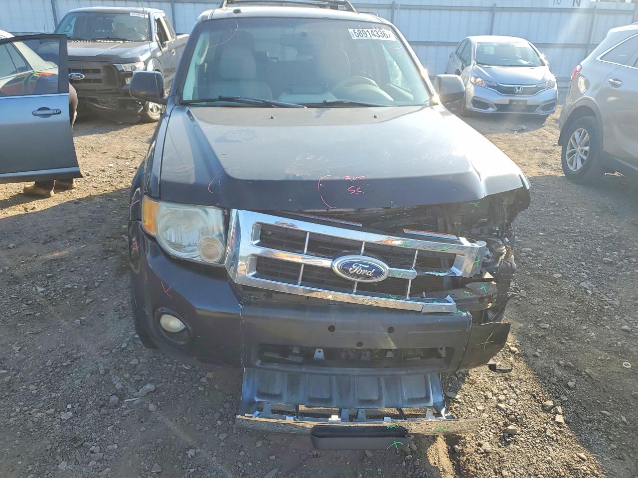 2011 FORD ESCAPE