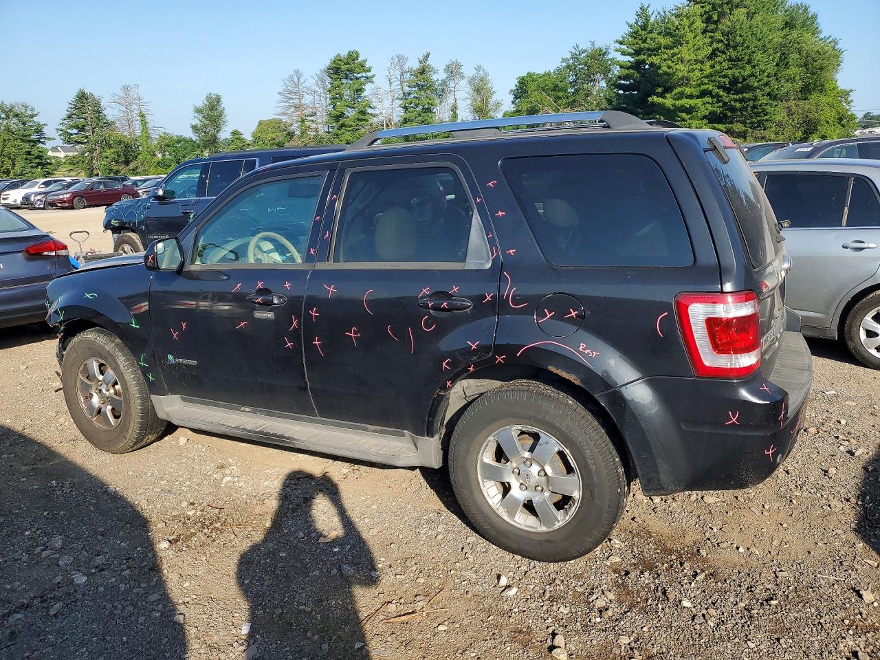 2011 FORD ESCAPE