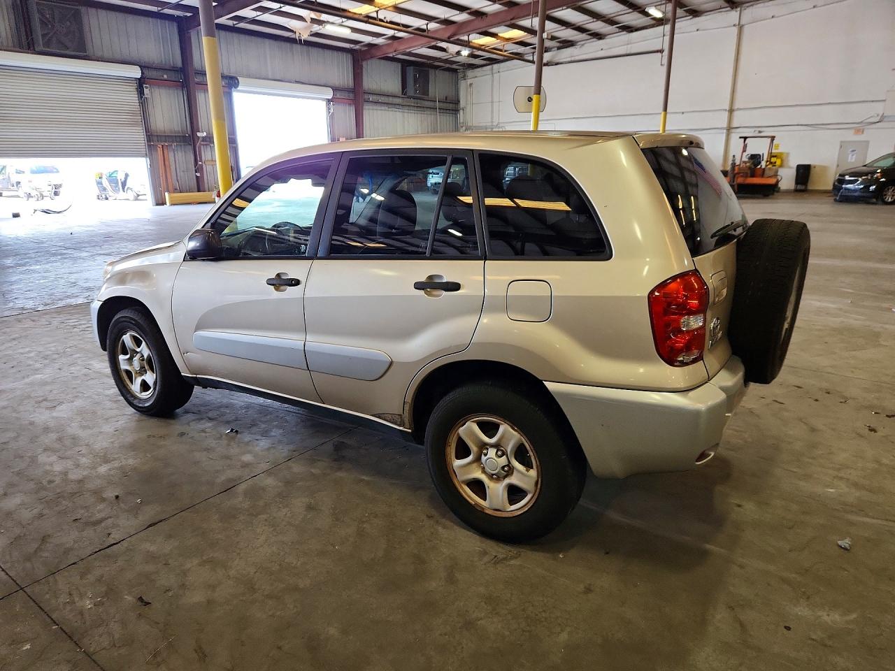 2004 TOYOTA RAV4 BASE