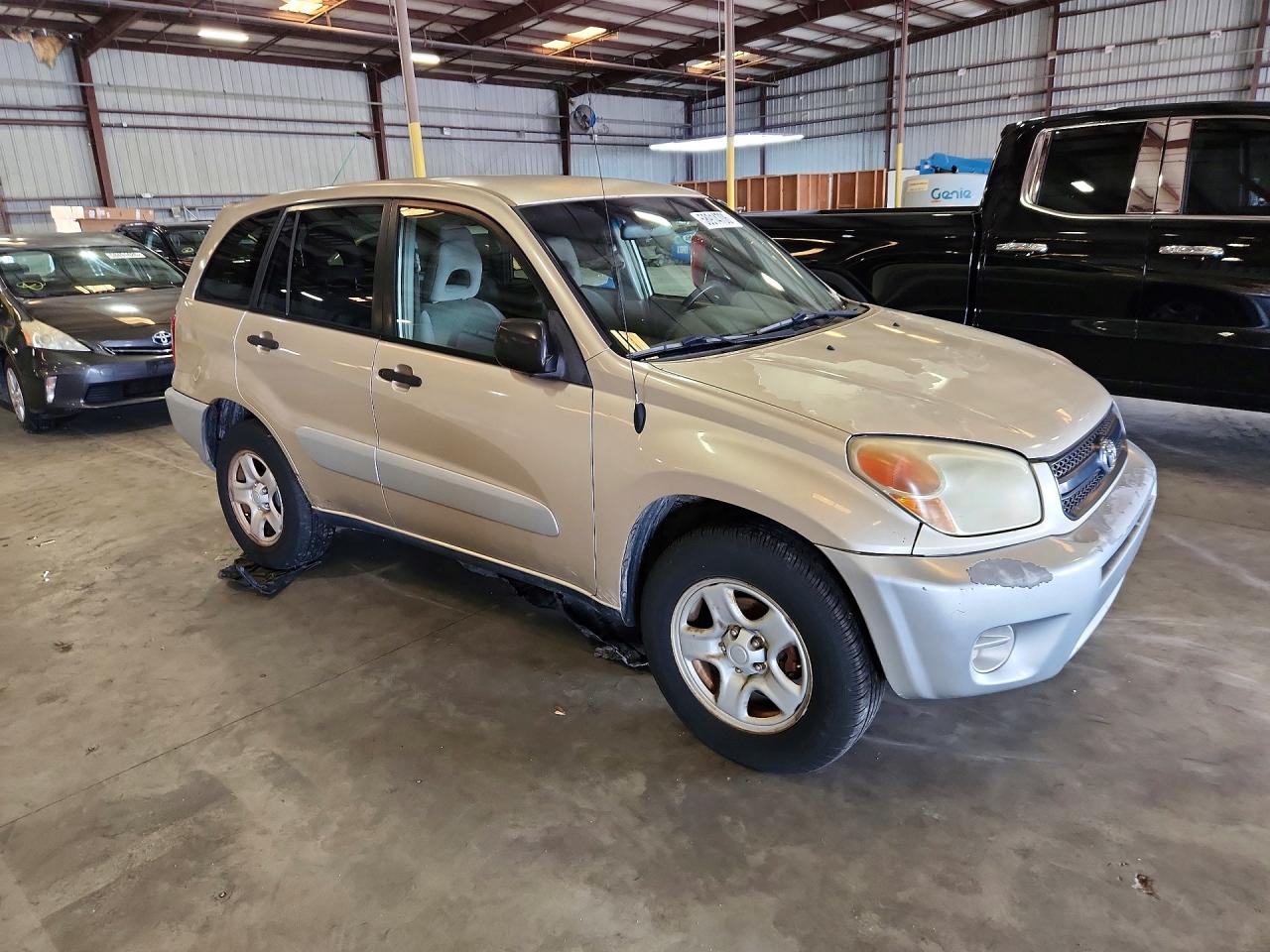 2004 TOYOTA RAV4 BASE