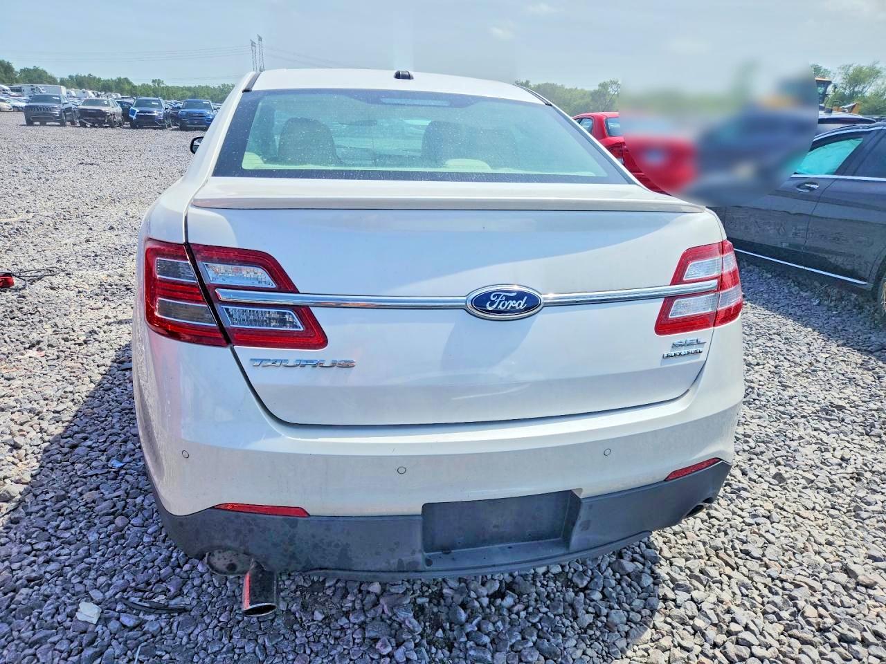 2013 FORD TAURUS